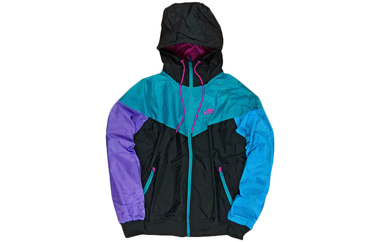 

Куртка мужская Nike
