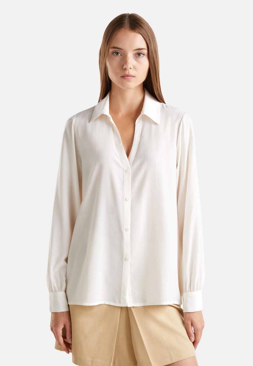 

Блузка на пуговицах V NECK United Colors of Benetton, белый