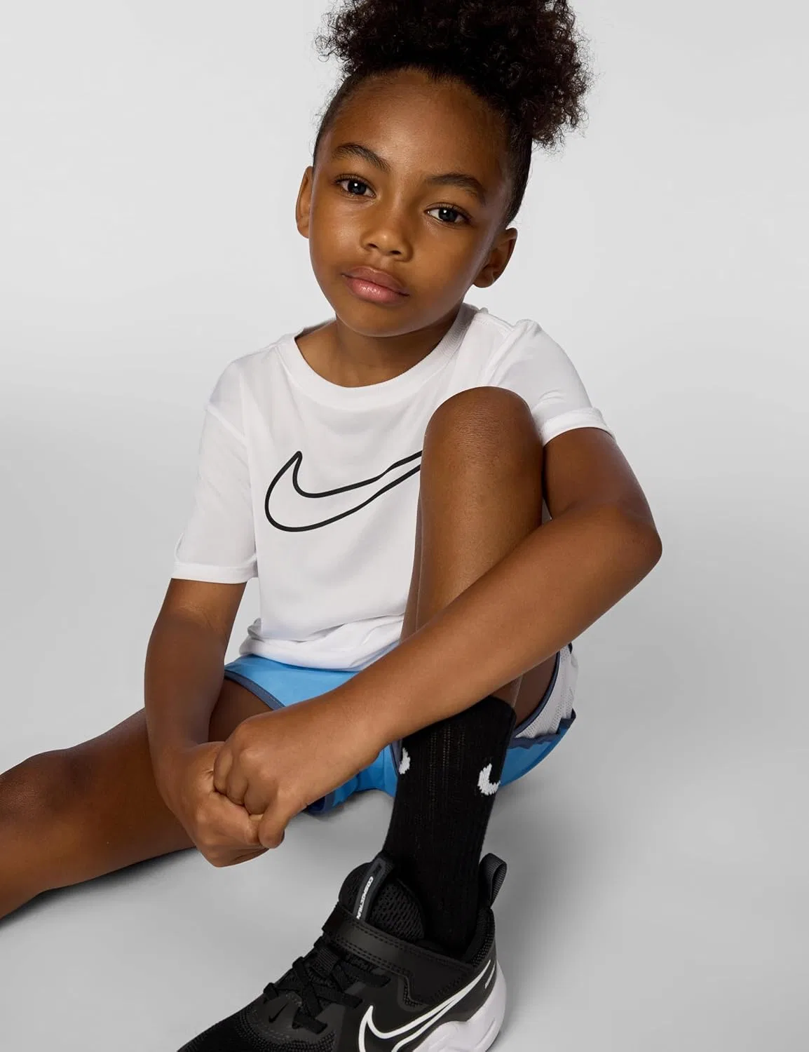 Футболка для девочек Nike One Dri-FIT White/Black — фото 4