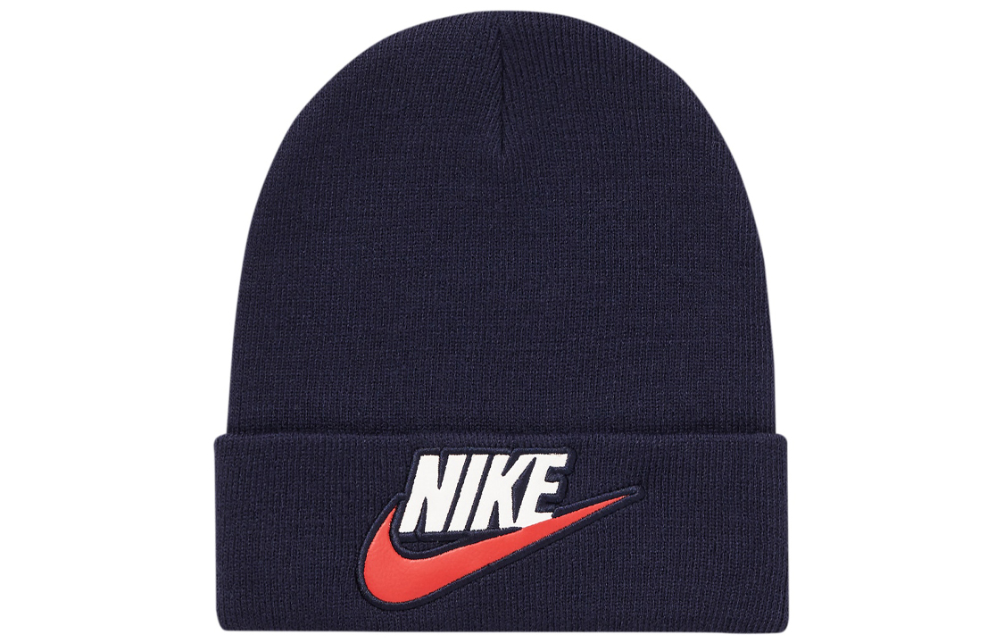

Шапка Nike Supreme