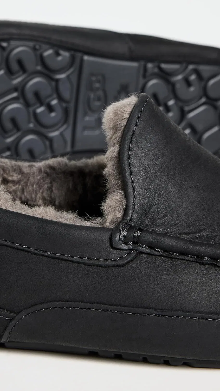 Тапочки мужские UGG Ascot, черная матовая кожа — фото 4
