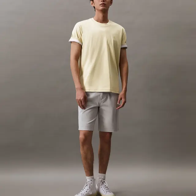 Футболка CALVIN KLEIN мужская цвета бобового пюре, соевого сока — фото 3