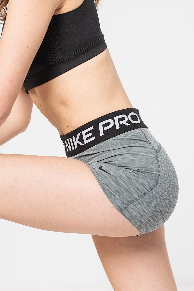 

Короткие леггинсы для фитнеса с логотипом 365 Dri-FIT Nike, зеленый