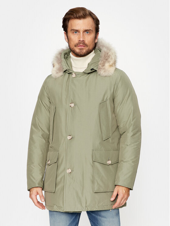 

Зимняя куртка стандартного кроя Woolrich, зеленый