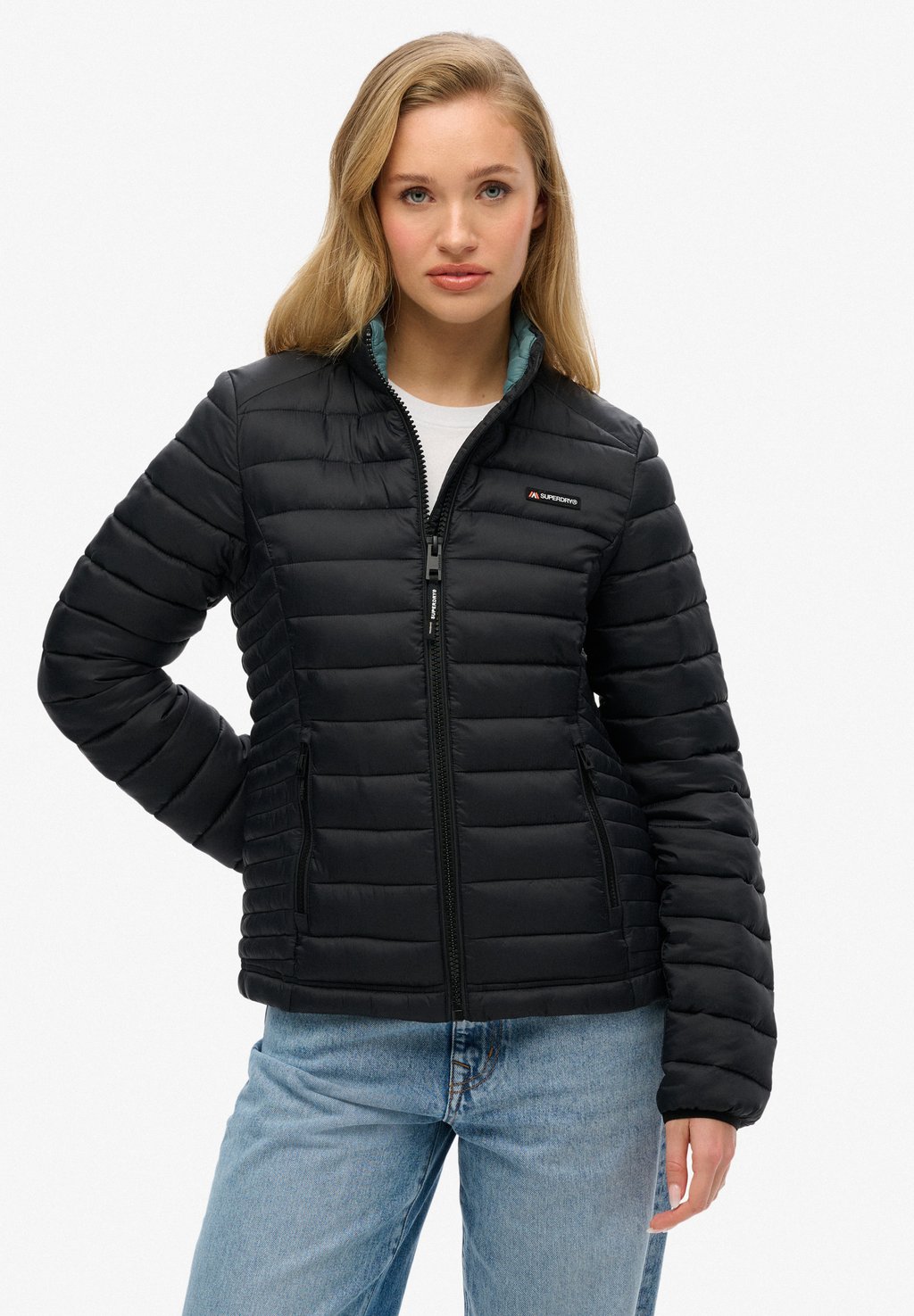 

Зимняя куртка Superdry, черный