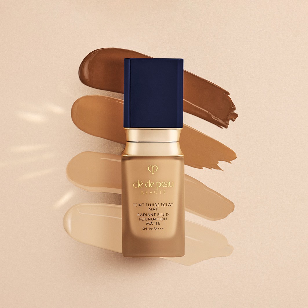 Тональный крем для лица radiant fluid matte Cle De Peau Beaute, o100, объем 35 мл — фото 2