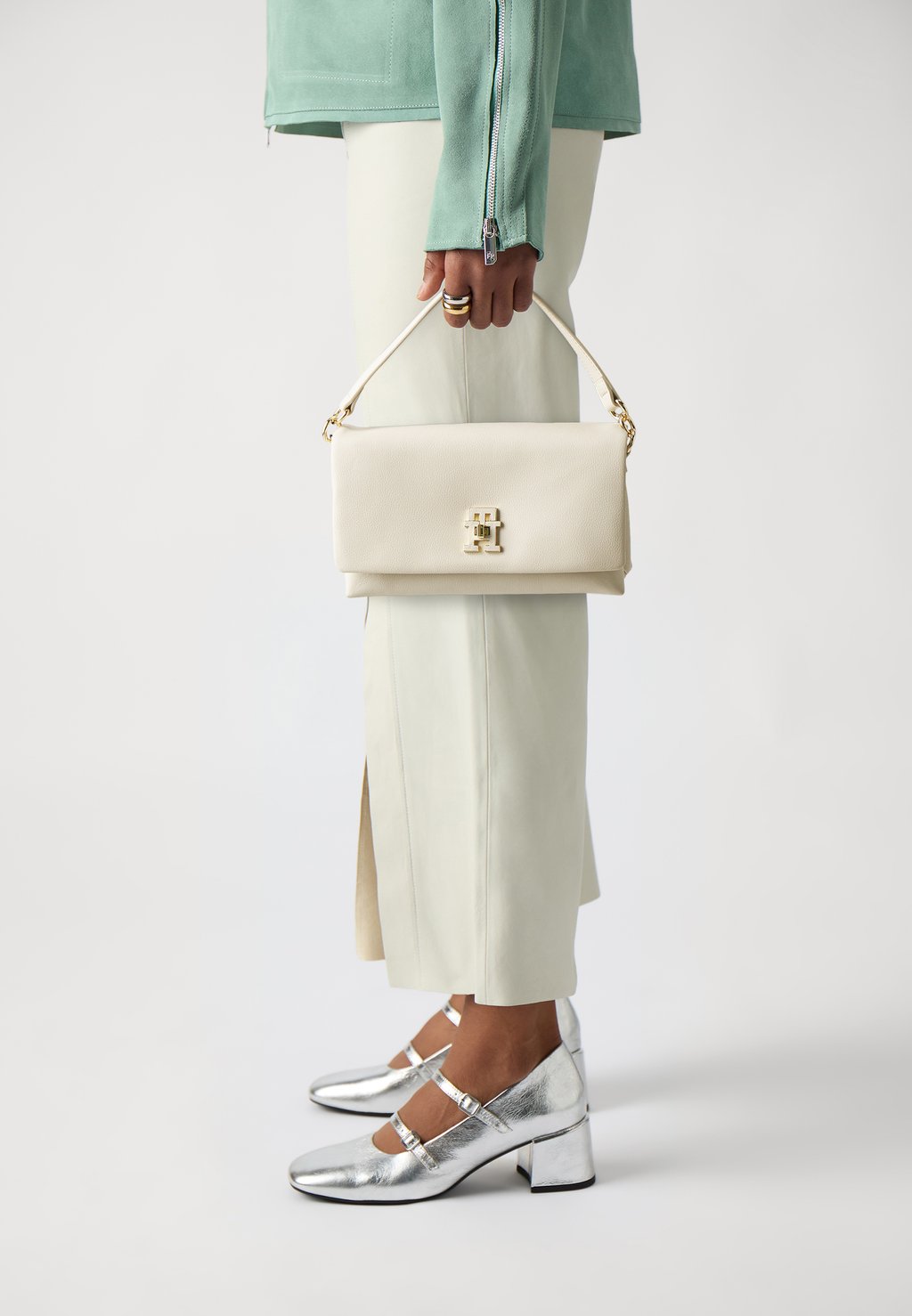 

Сумка MODERN CONV Tommy Hilfiger, бежевый