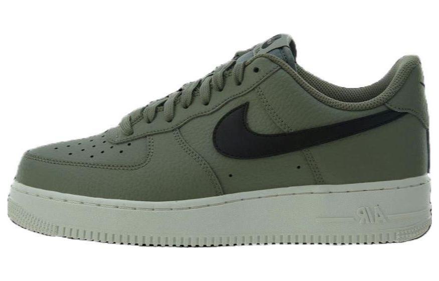 

Кроссовки Nike Air Force 1 Low '07 Dark Stucco Black Summit White, зеленый