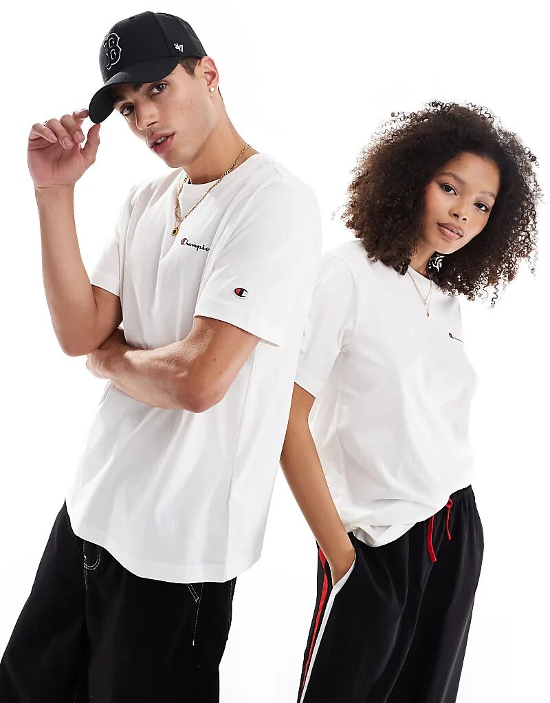 

Футболка Champion Unisex белого цвета с логотипом на левой груди