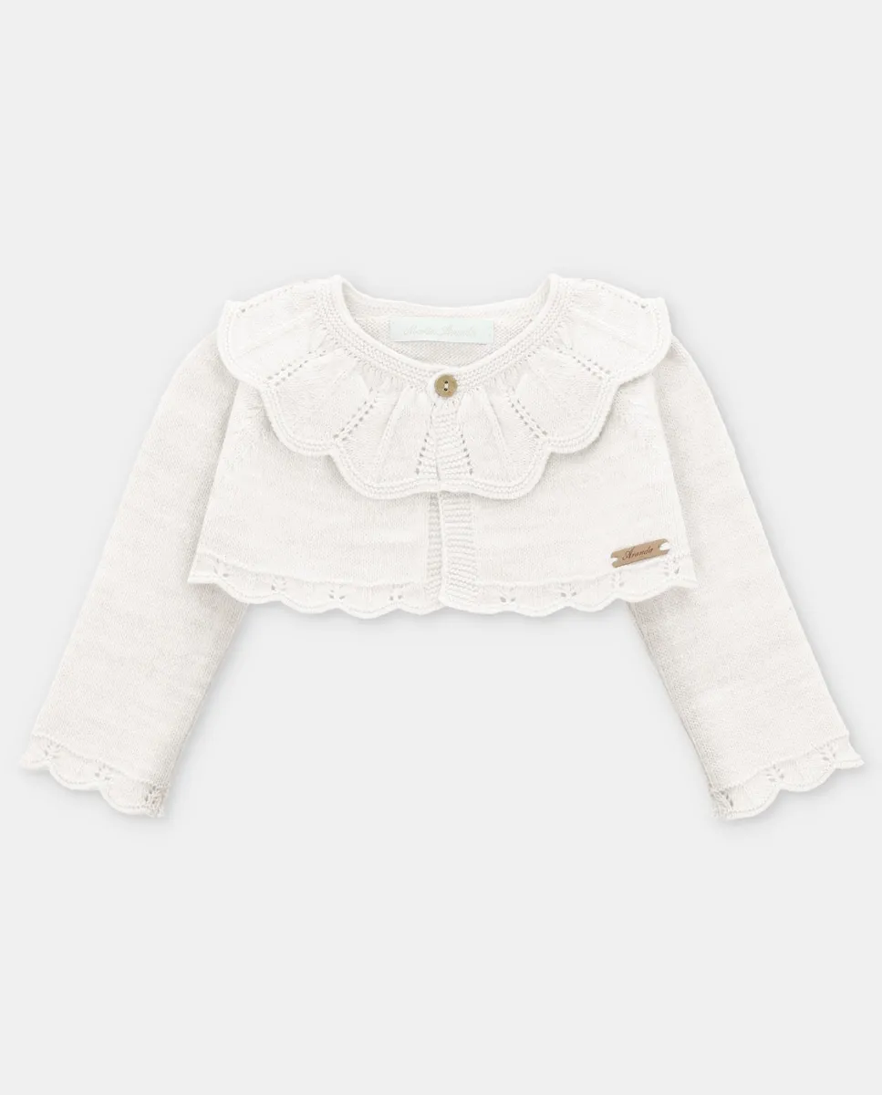 

Короткая детская куртка с ажурными деталями кремового цвета Martín Aranda