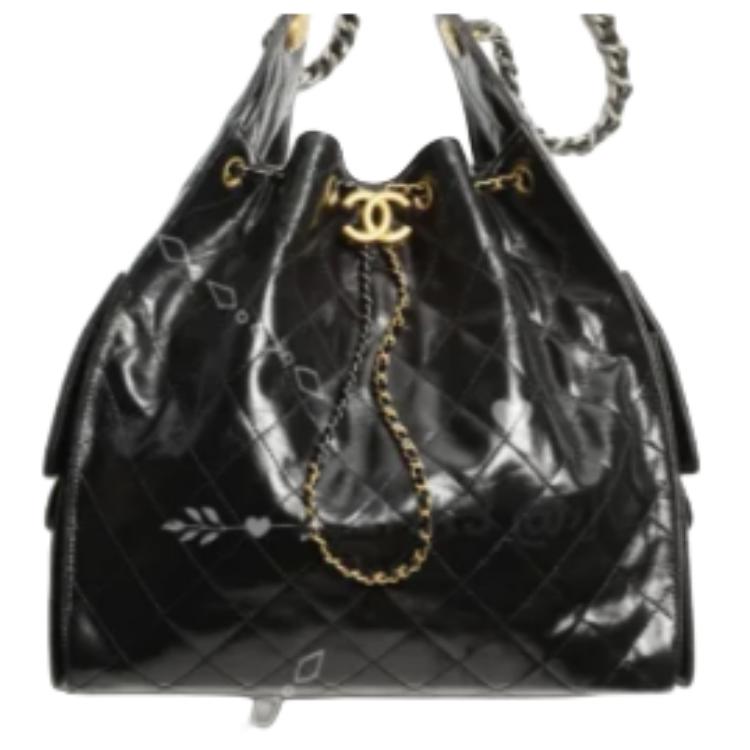 CHANEL Блестящая плиссированная сумка из телячьей кожи на одно плечо среднего размера для женщин черного цвета — фото 2