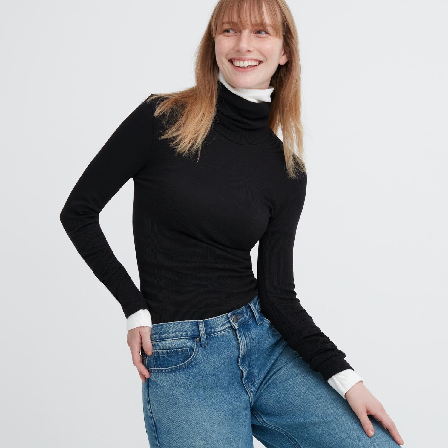 

Водолазка Uniqlo женская в рубчик, черный