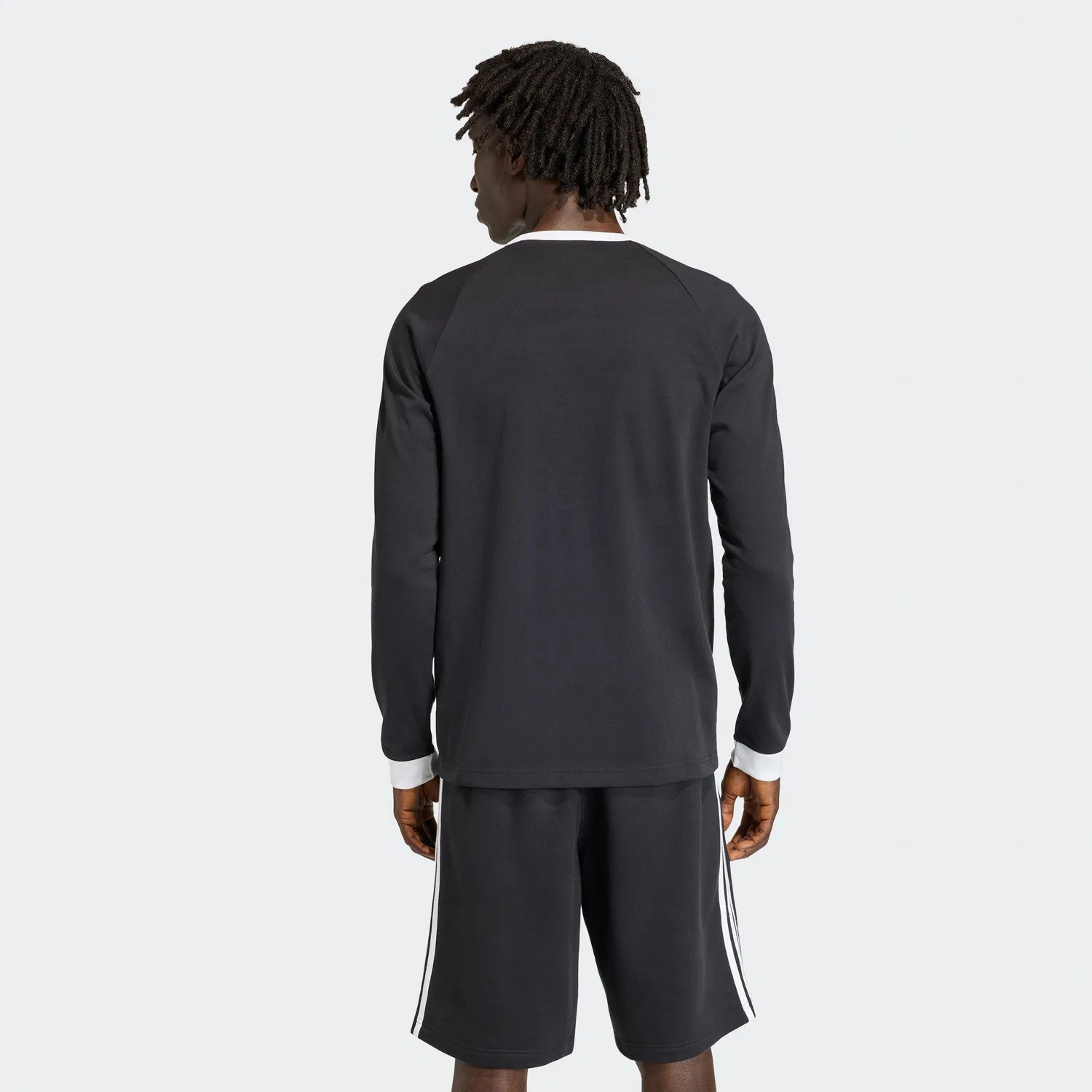 Мужская чёрная футболка с длинным рукавом и тремя полосками от Adidas — фото 2