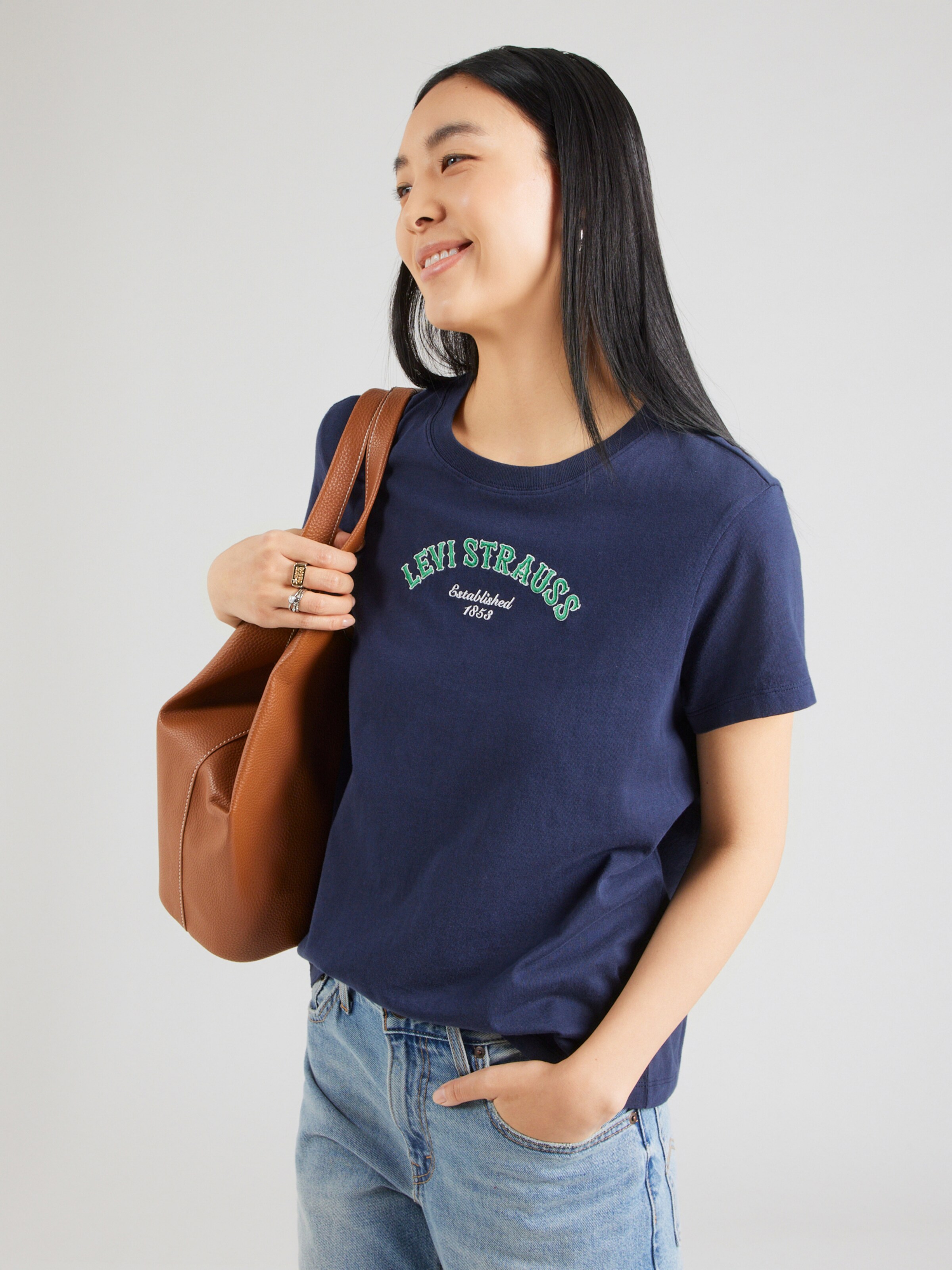 LEVI'S  Футболка 'Graphic Favorite Tee' в цвете Marine Blue — фото 3