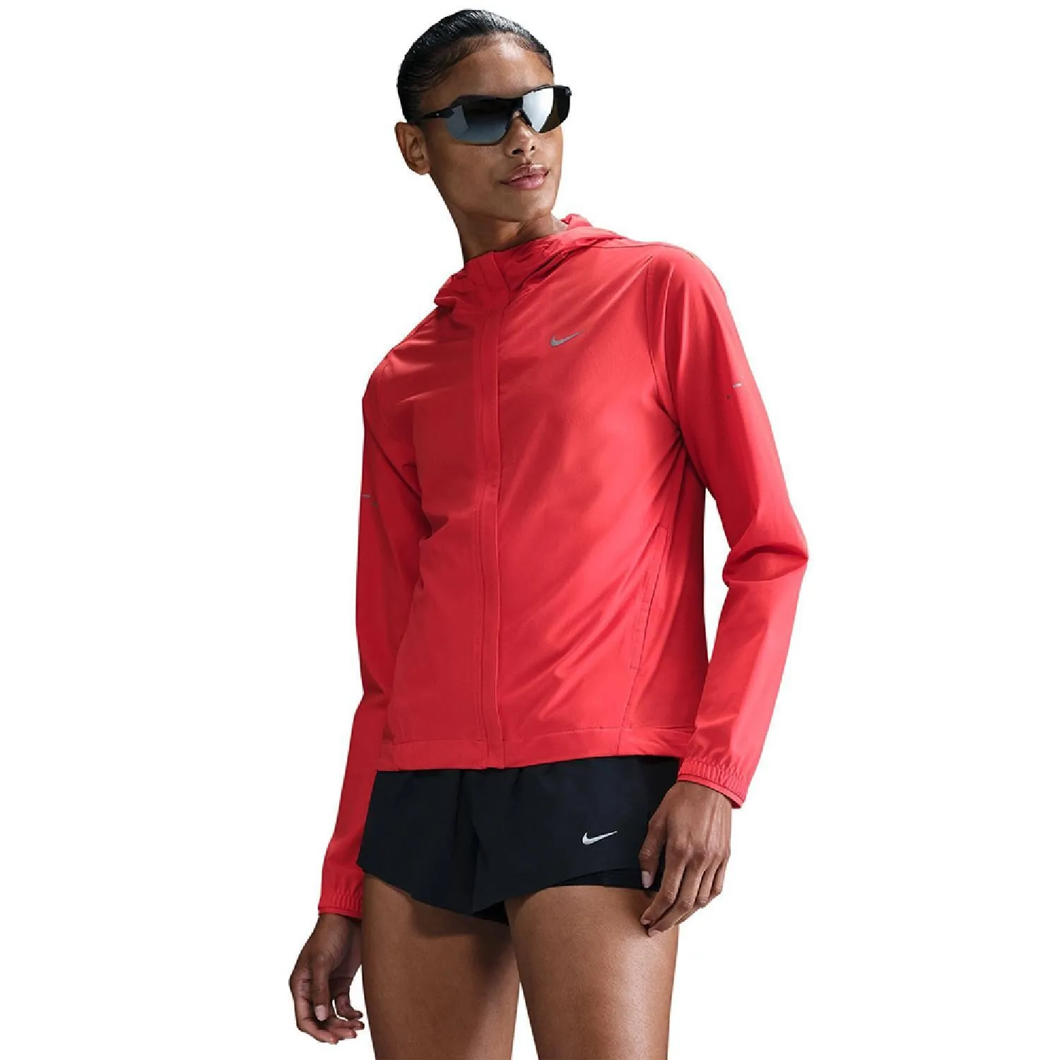 

Беговая куртка Swift Repel (складывается в карман) женская Nike, Lt Crimson/Reflective Silver