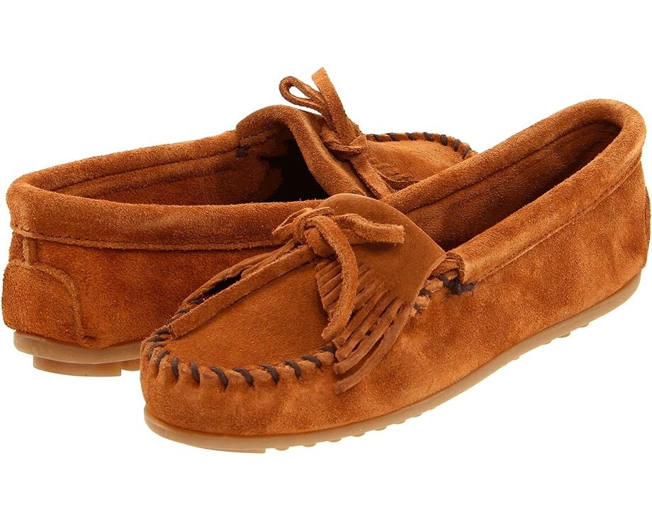 

Лоферы Minnetonka Kilty Suede Moc, цвет Brown Suede