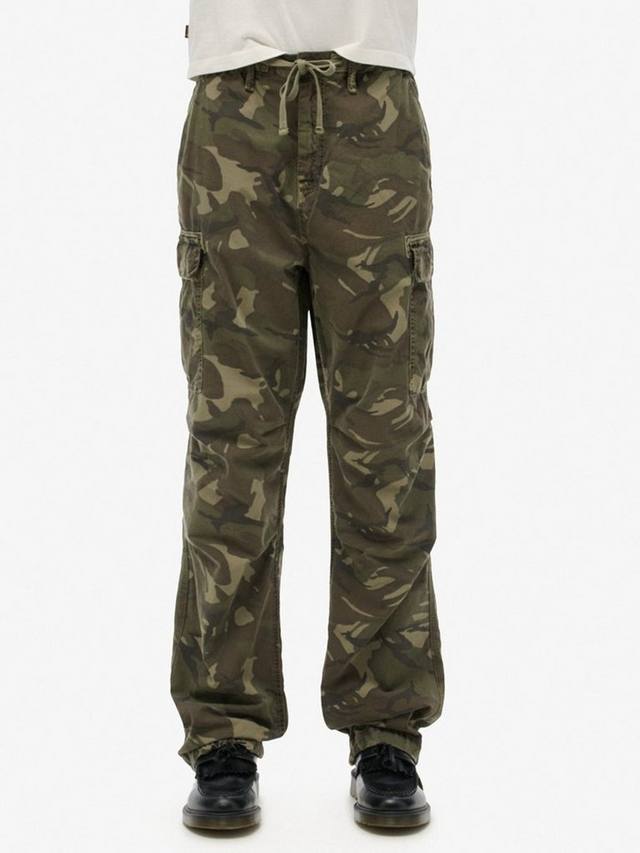 Брюки-карго с парашютом с низкой посадкой Superdry, цвет Outline Camo — фото 2