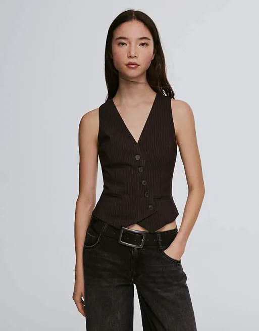 

Коричневый жилет в полоску Bershka