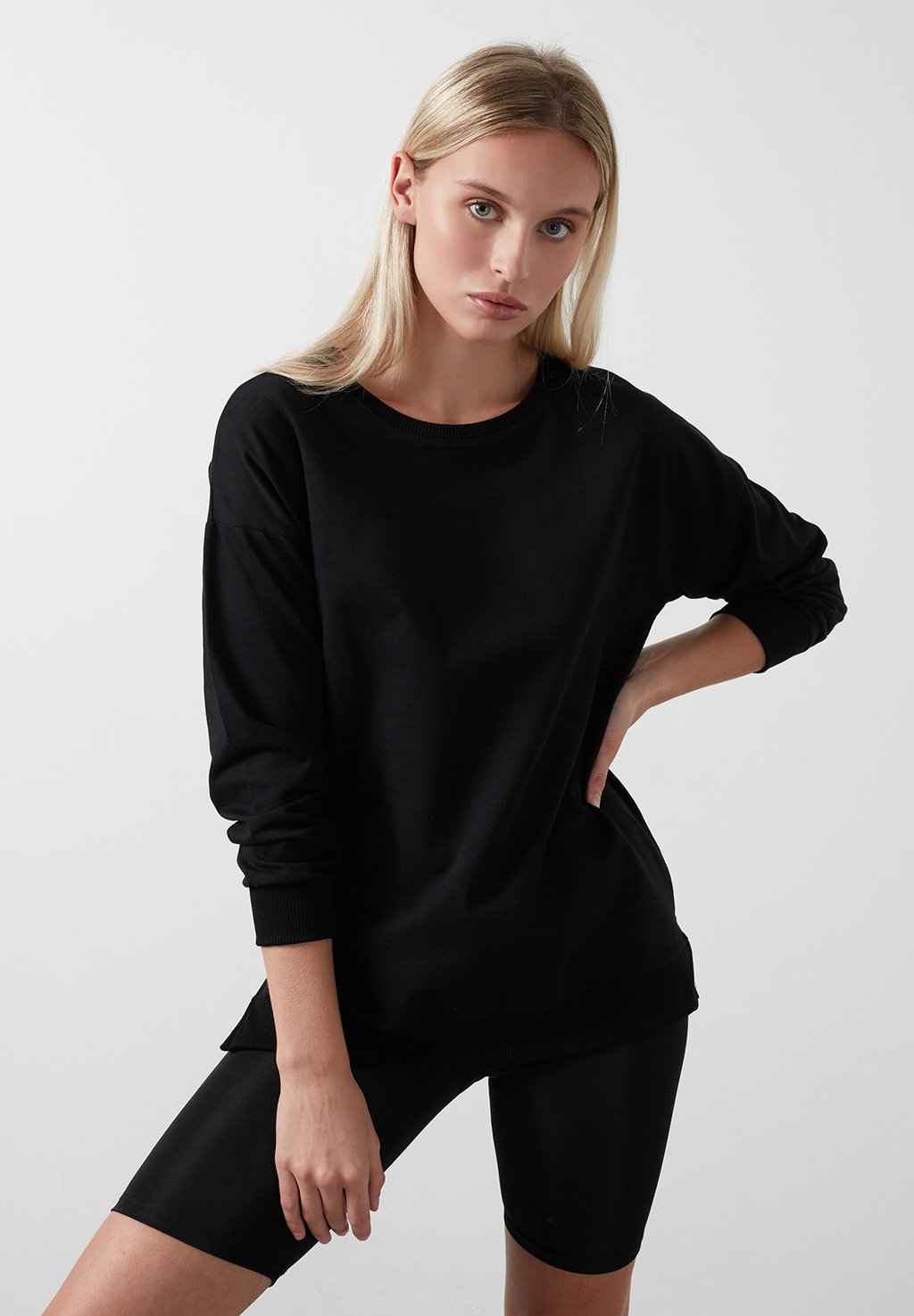 

Толстовка CREW NECK LELA, цвет black