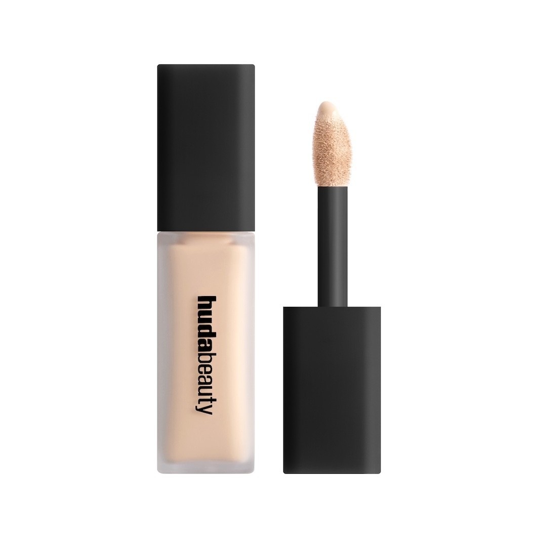

Корректор #fauxfilter luminous matte liquid Huda Beauty, marshmallow 1.3, объем 9 мл