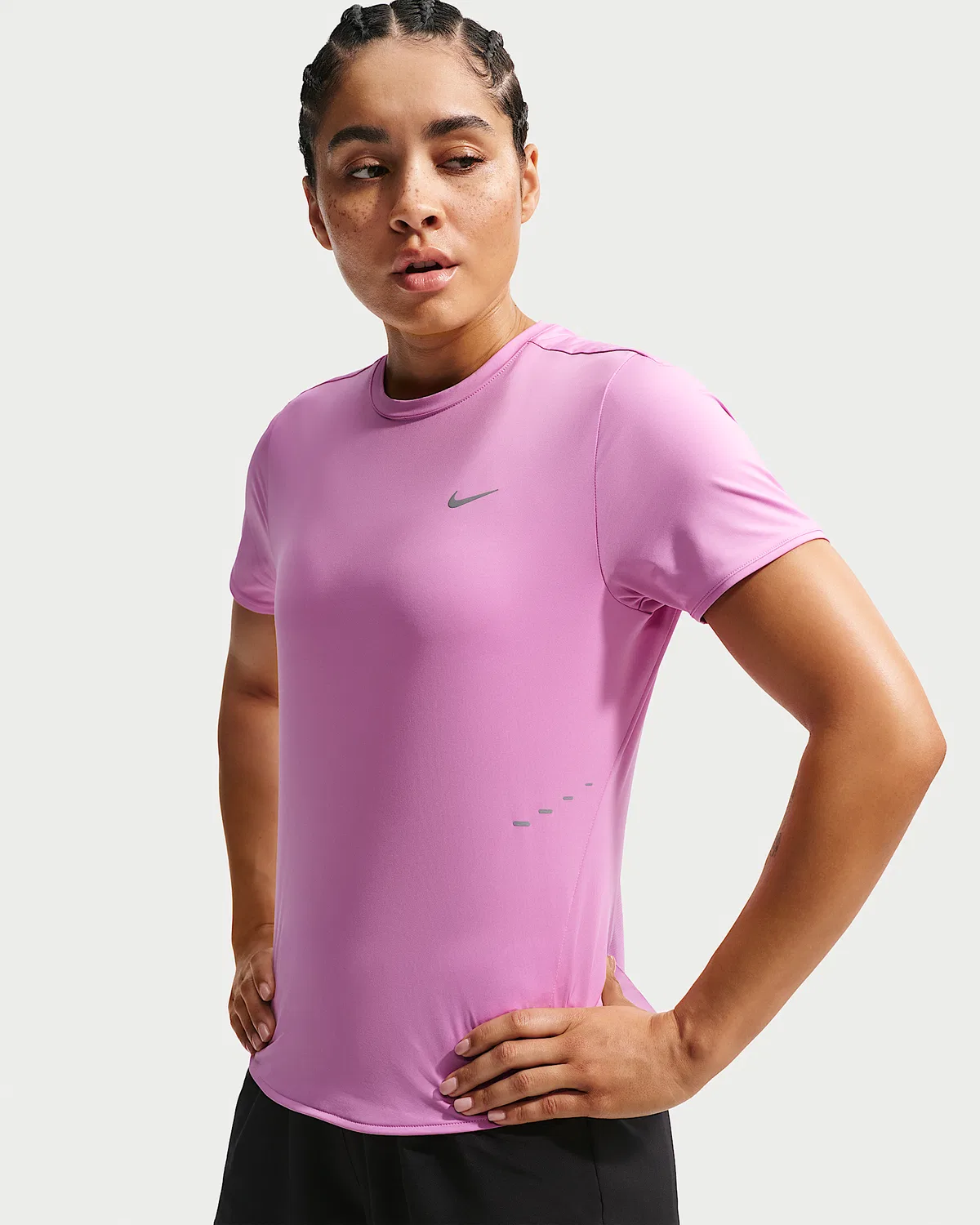 Женский топ для бега с коротким рукавом Dri-FIT Nike Swift, Light Magenta — фото 3