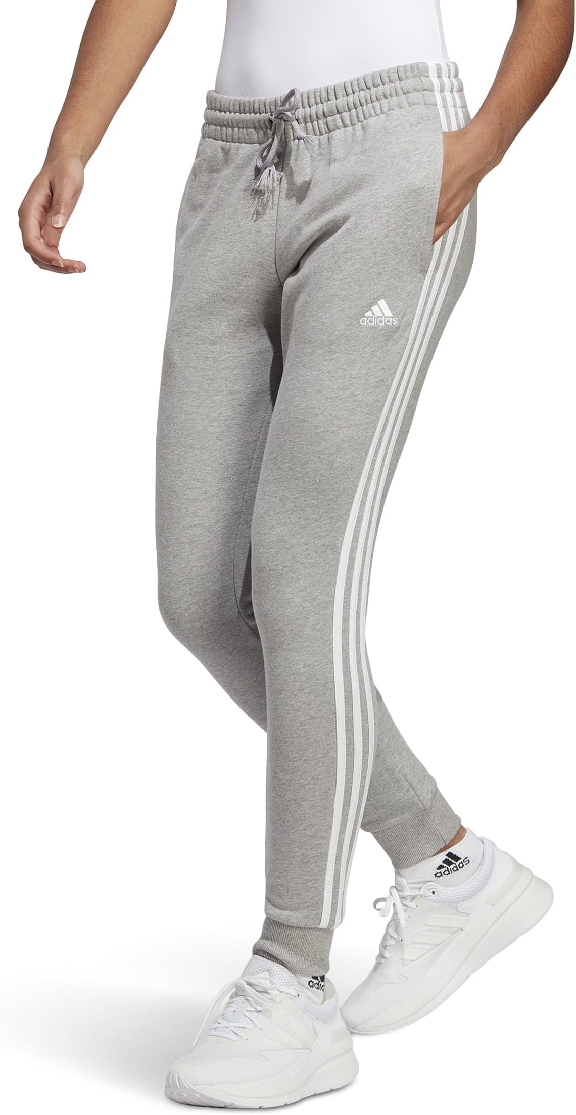 

Брюки adidas Essentials 3-Stripes French Terry Cuffed Pants, цвет Medium Grey Heather/White