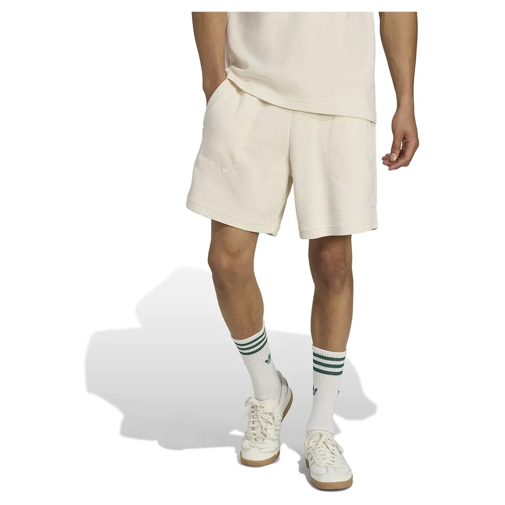 

Шорты adidas Originals Essentials Trefoil Waffle, бежевый