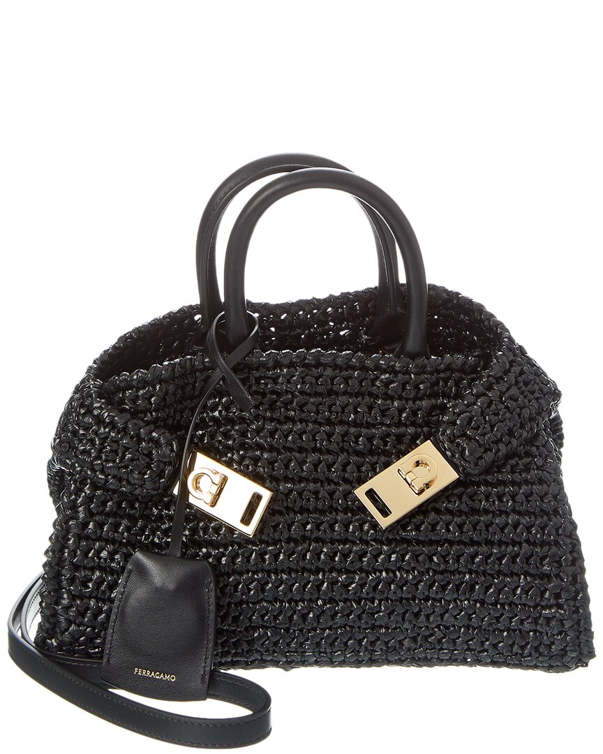 

Сумка Ferragamo Hug Mini с кожаной отделкой через плечо Salvatore Ferragamo, черный