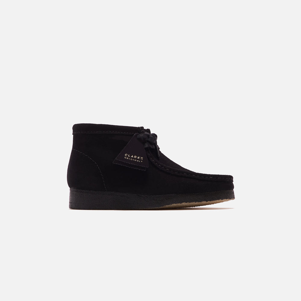 

Ботинки Clarks Wallabee Boot, черный