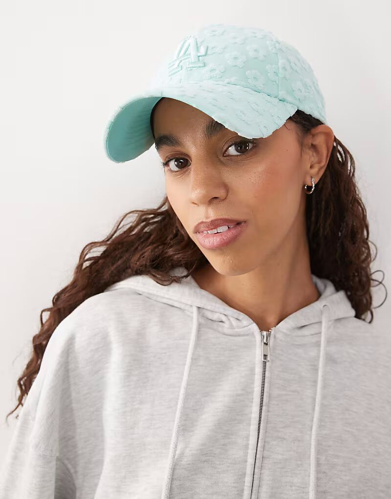 

Кепка New Era NY Yankees 9forty с цветочным принтом зеленого цвета