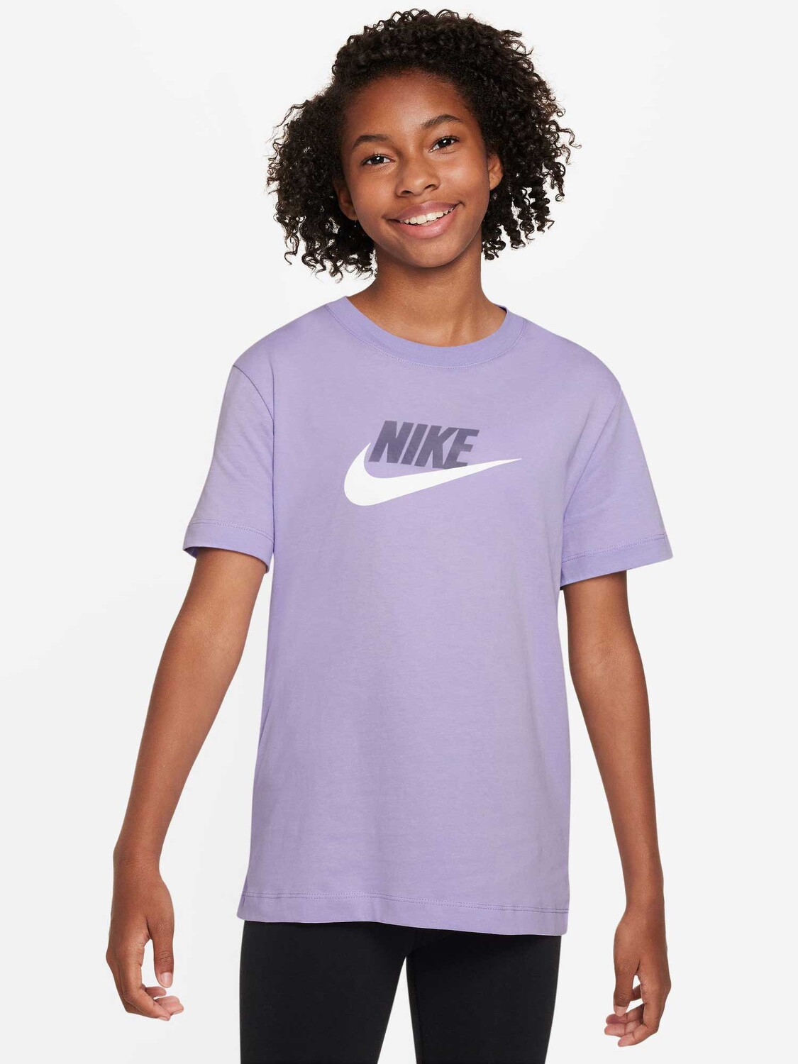

Футболка Nike G NSW TEE FUTURA SS BOY, фиолетовый