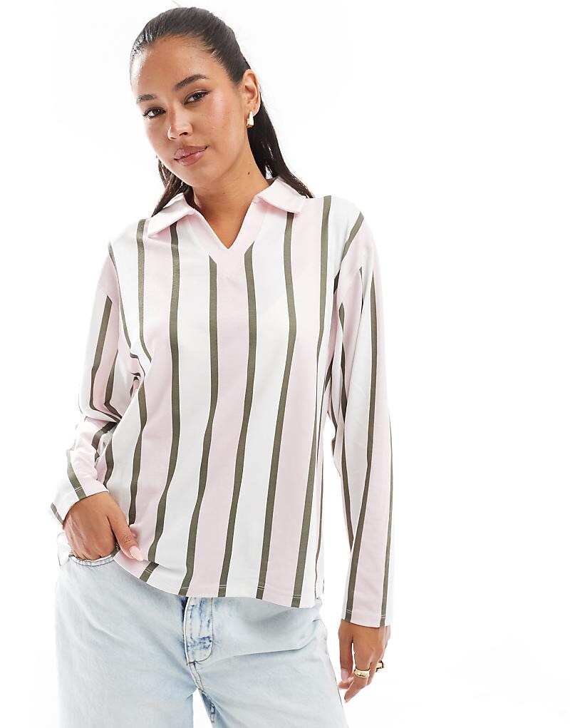 

Футбольный университетский топ в розовую полоску ASOS DESIGN
