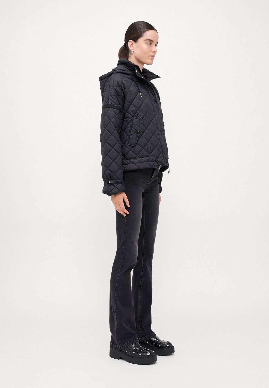 

Легкая куртка ONLTANYA HOOD JACKET ONLY Tall, черный