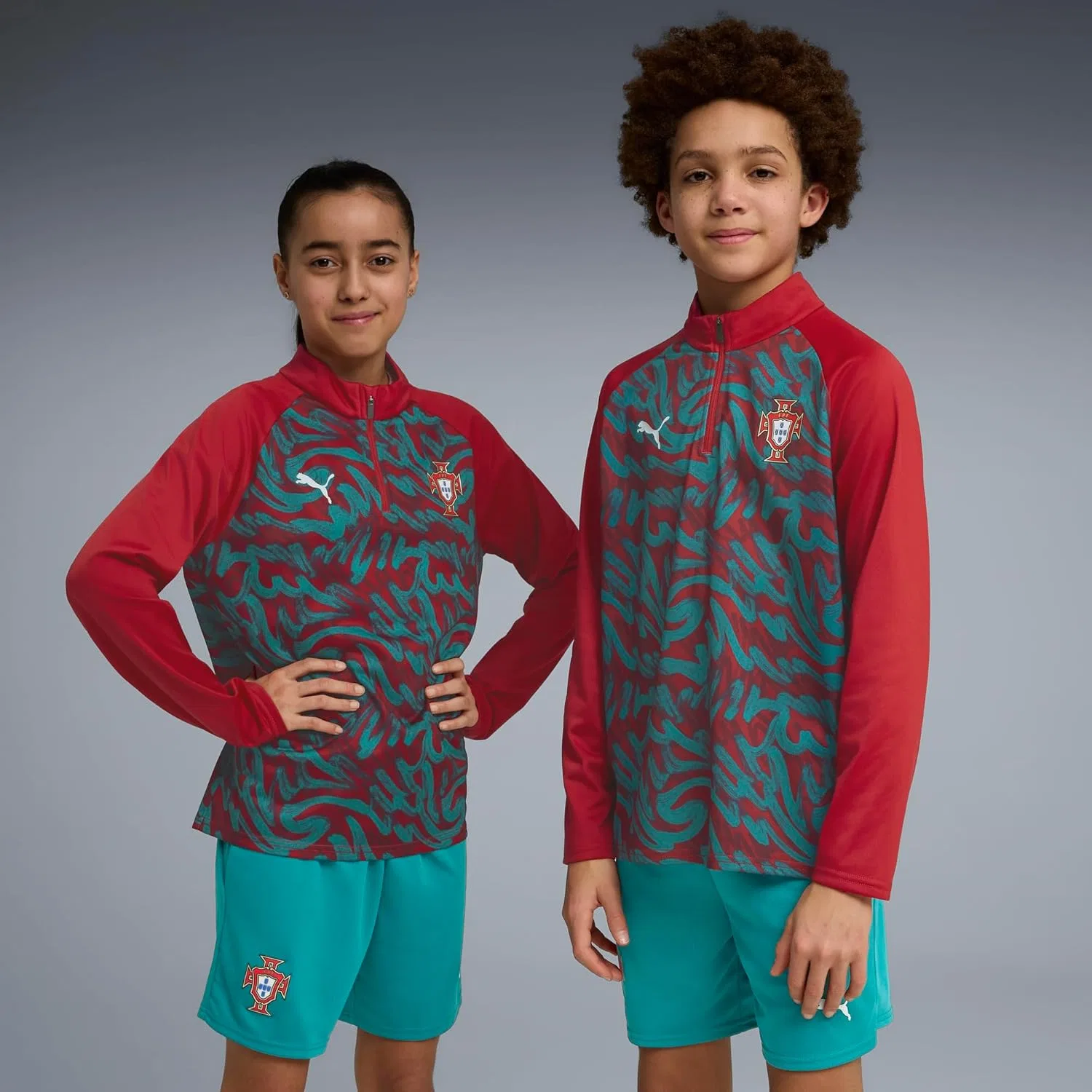 Детская кофта PUMA Portugal Warm Up 1/4 Zip, Club Red-green Lagoon — фото 2