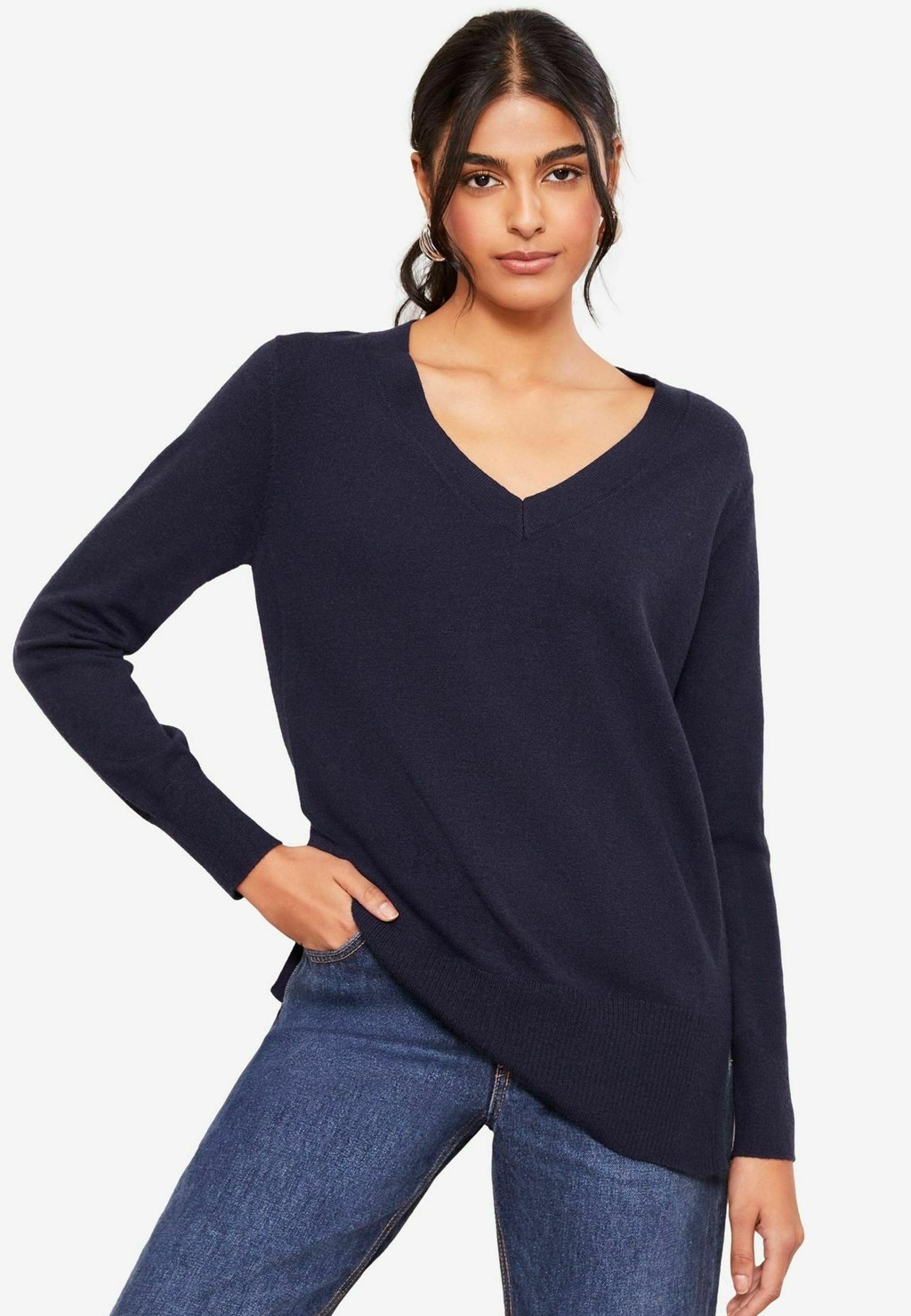 

Свитер REGULAR FIT - V-NECK Friends Like These, темно-синий