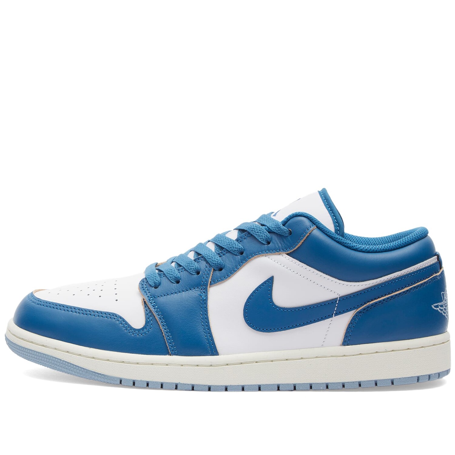 

Кроссовки Air Jordan 1 Low Se, цвет White, Blue & Sail