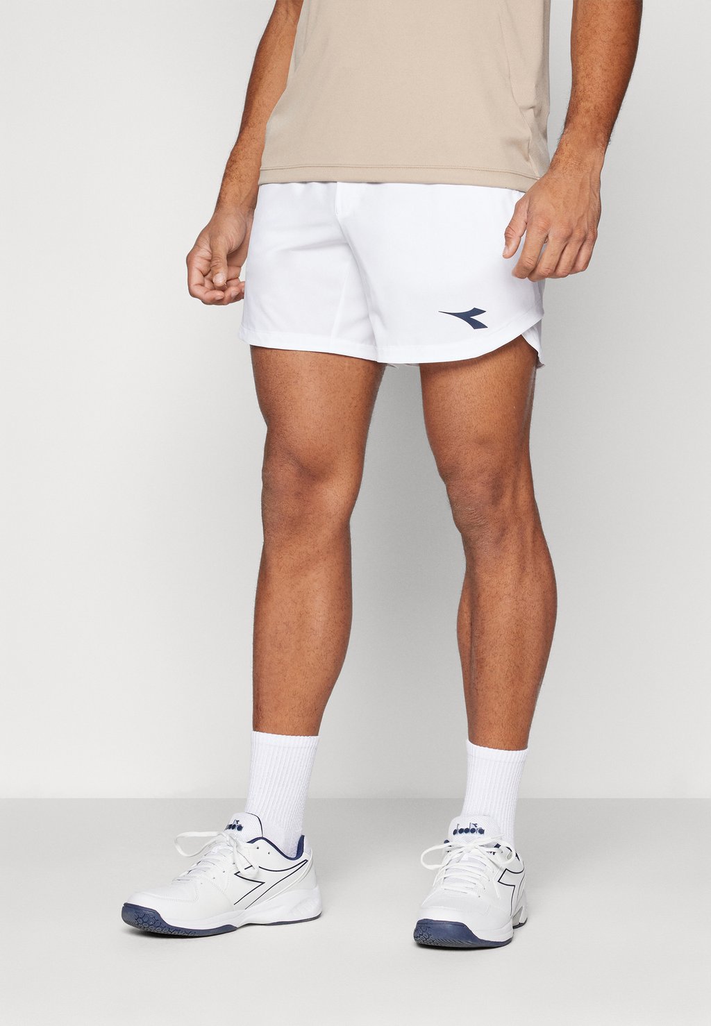 

Спортивные шорты SHORTS ICON Diadora, белый