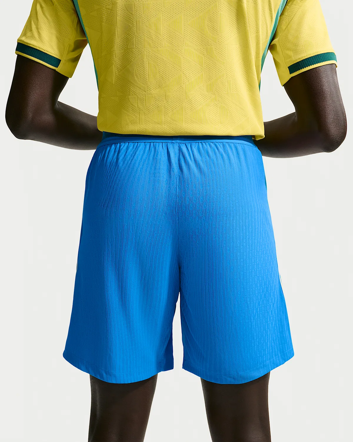 Мужские футбольные шорты Nike Aero-FIT Authentic Brazil 2026 Match Home, Light Photo Blue/Light Menta/White — фото 3