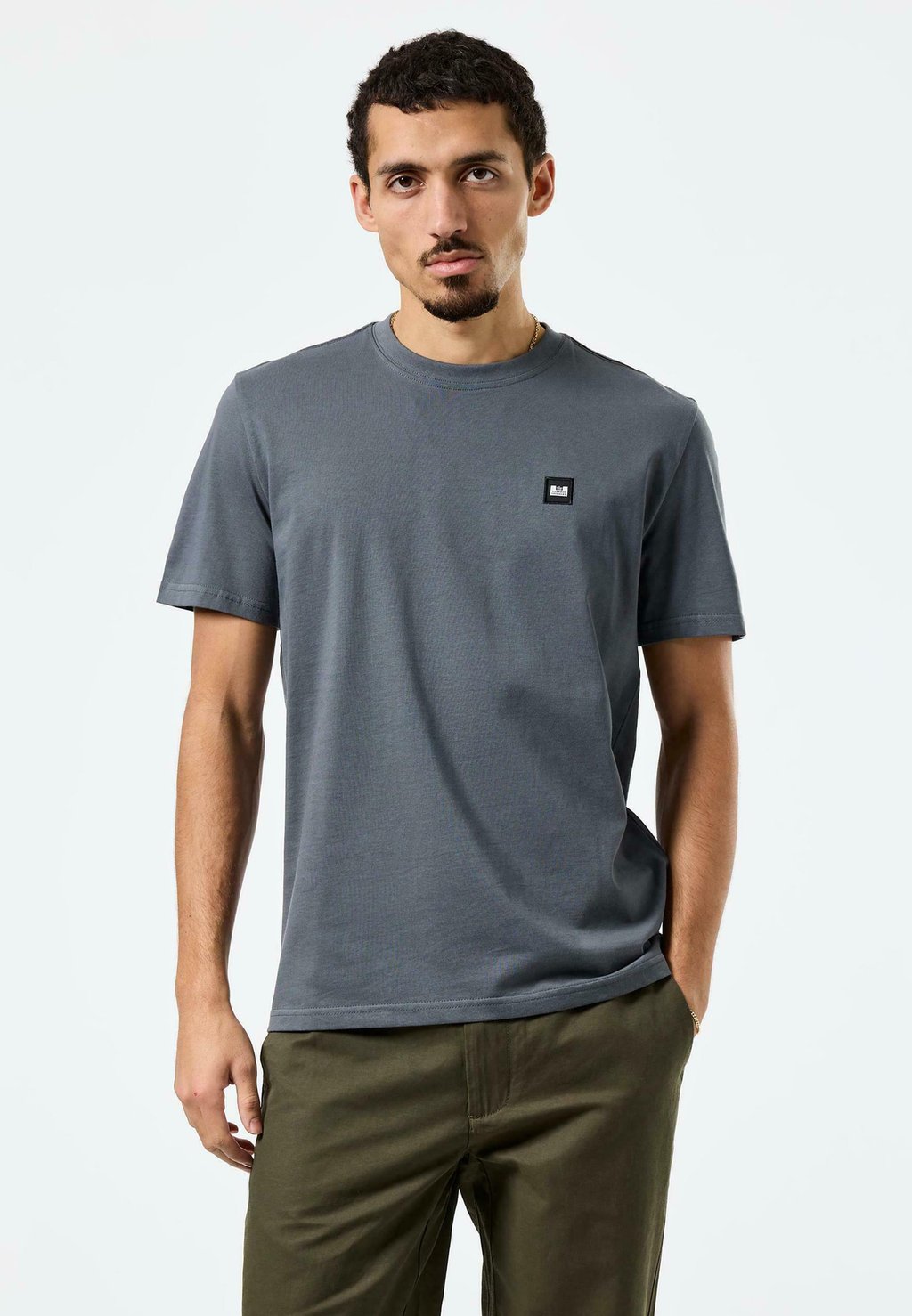 

Базовая футболка CANNON BADGE TEE Weekend Offender, светло-голубой
