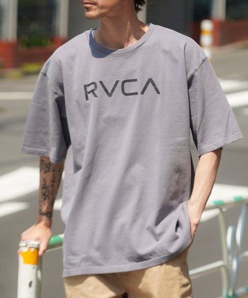 

Мужская футболка с коротким рукавом, круглым вырезом и логотипом RVCA, серая