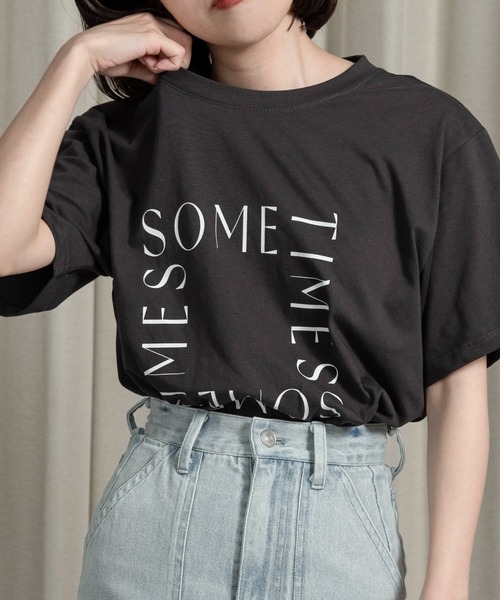 

Футболка с квадратным логотипом Lawgy