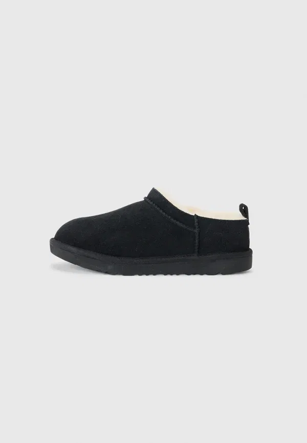 Тапочки Ugg Classic Micro, черный