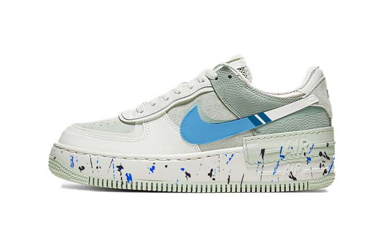 

Женские кроссовки для скейтбординга Nike Air Force 1, Gray