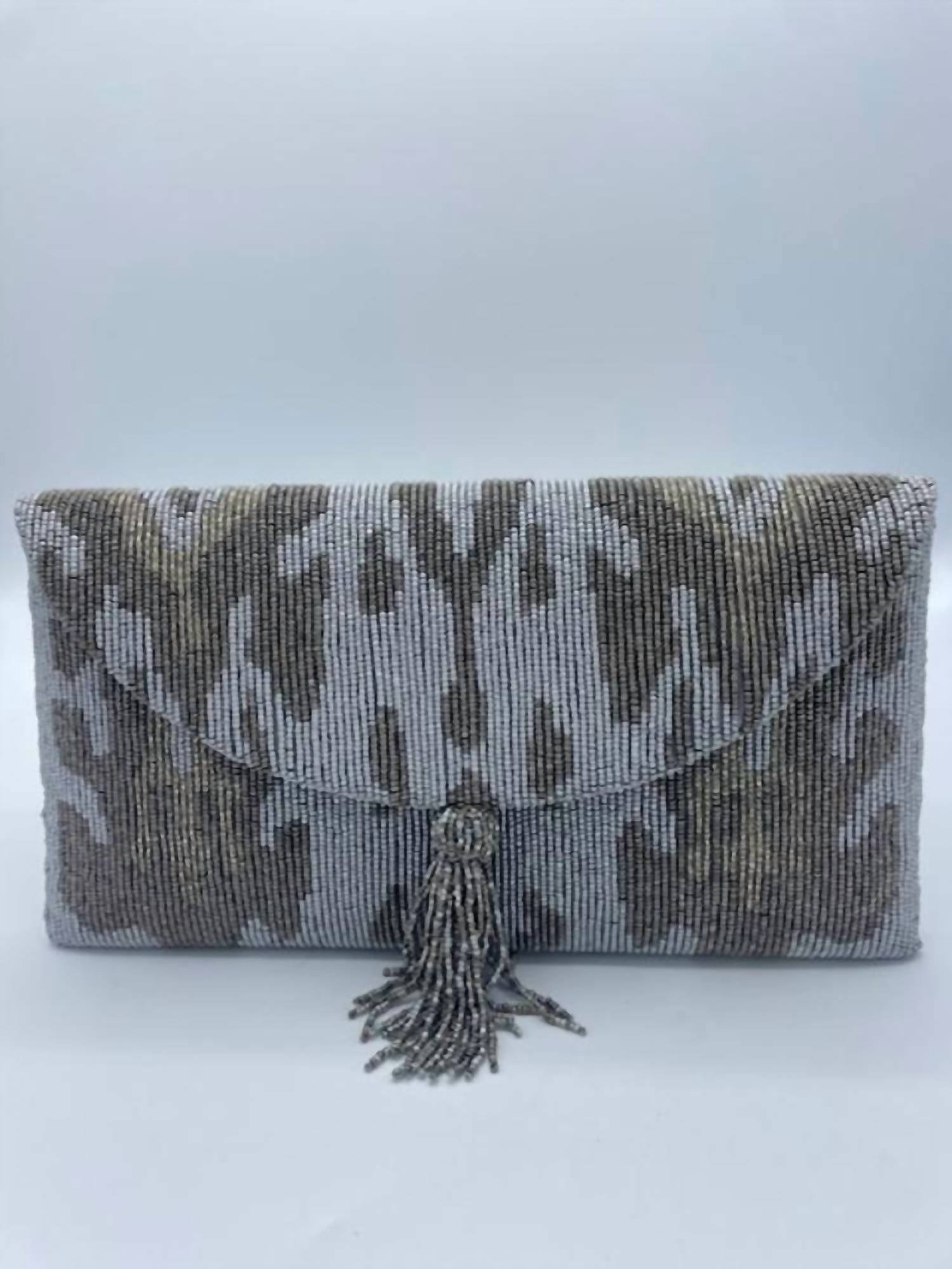 

Клатч Moyna с бусинами в бело-коричнево-золотых тонах MOYNA NEW YORK