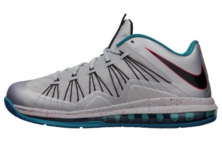 

Кроссовки Nike LeBron X Low Akron Aeros