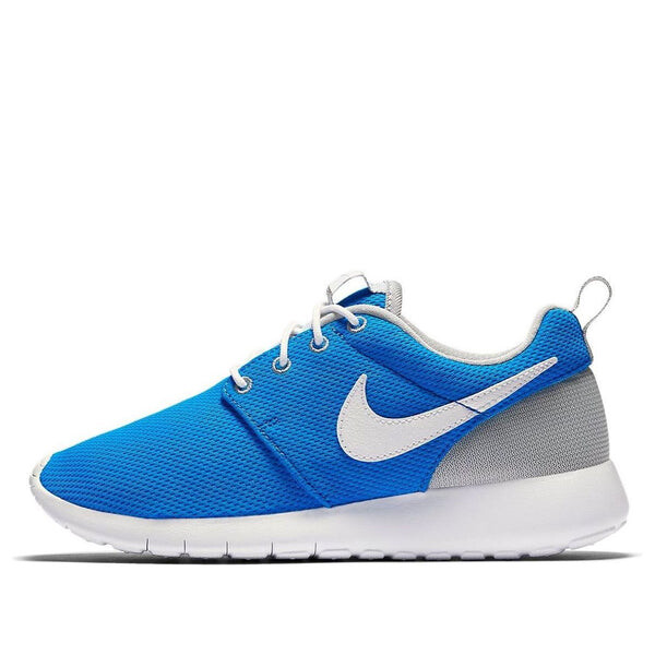 

Кроссовки роше один Nike, синий