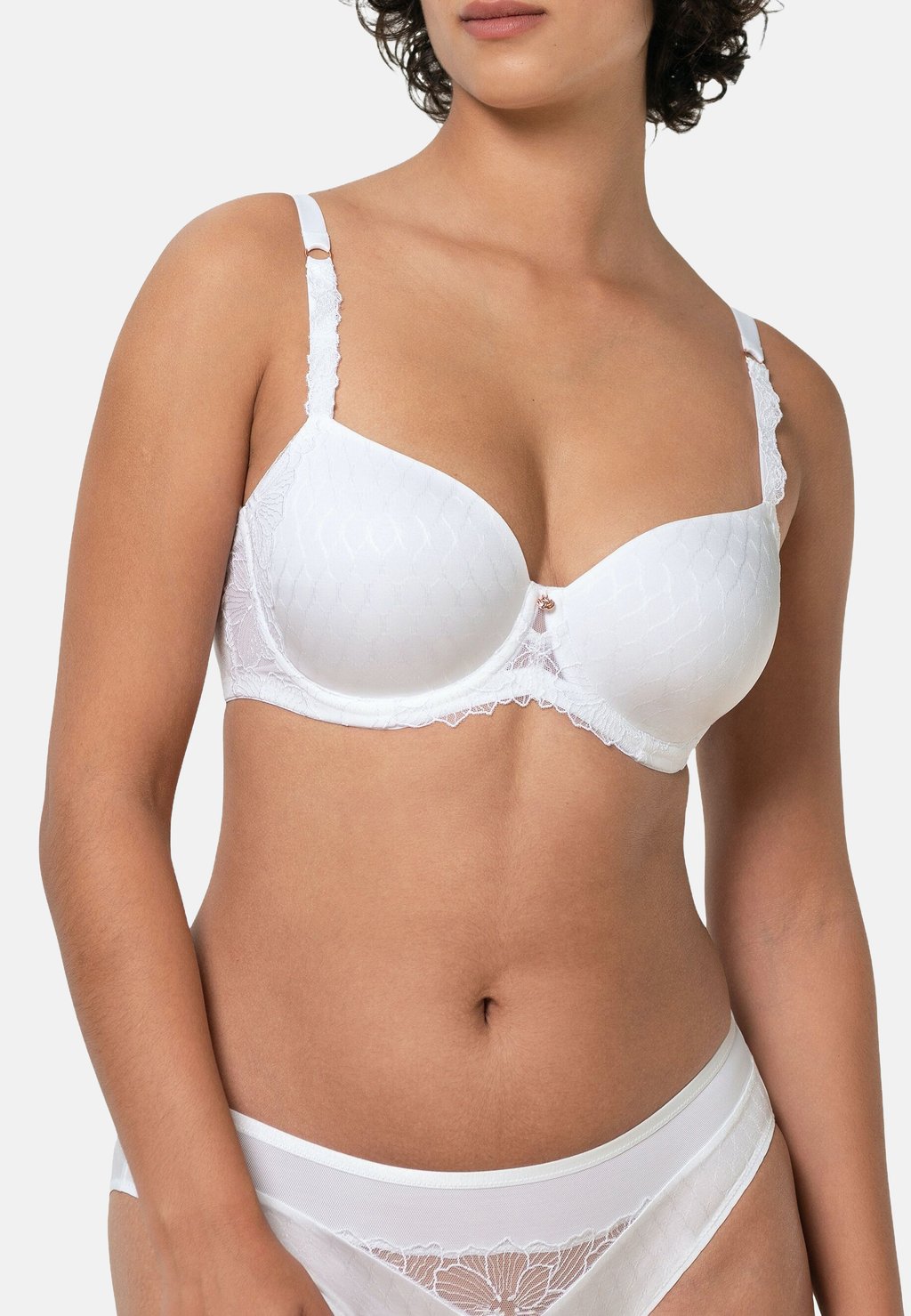 

Бюстгальтер на косточках 2-PACK AZALEA FLORALE Triumph, белый