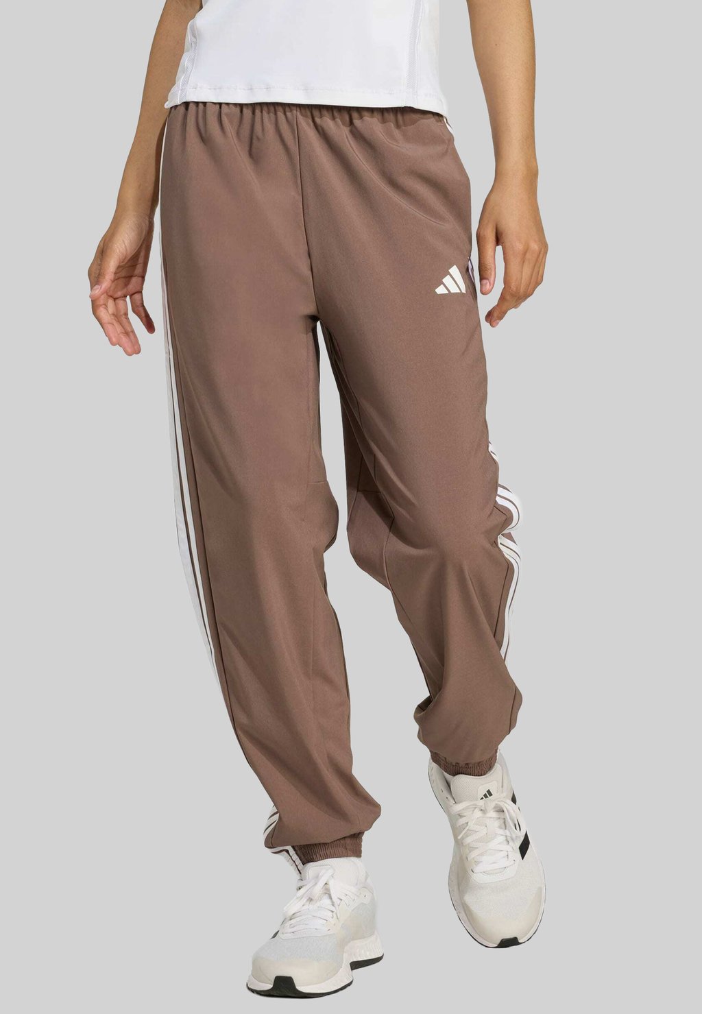 

Спортивные штаны WE 3S PT Adidas Performance, коричневый