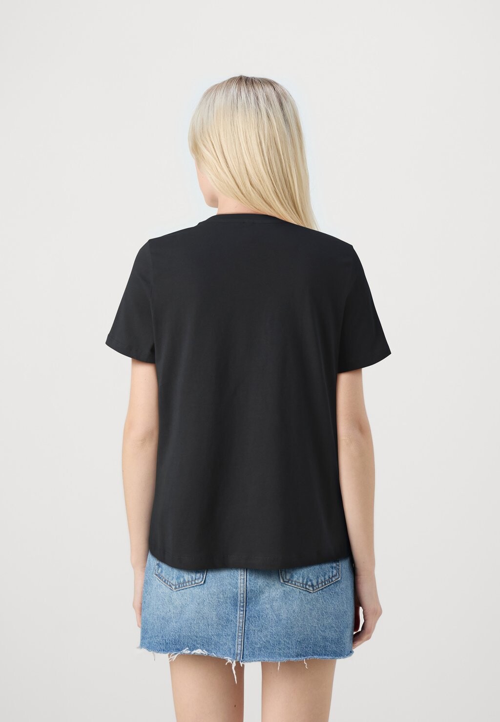 

Футболка VMPAULINA NOOS Vero Moda, черный