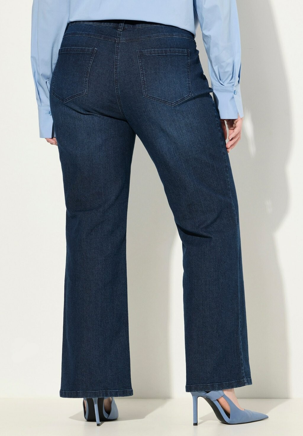 

Джинсы Bootcut Ulla Popken, темно-синий